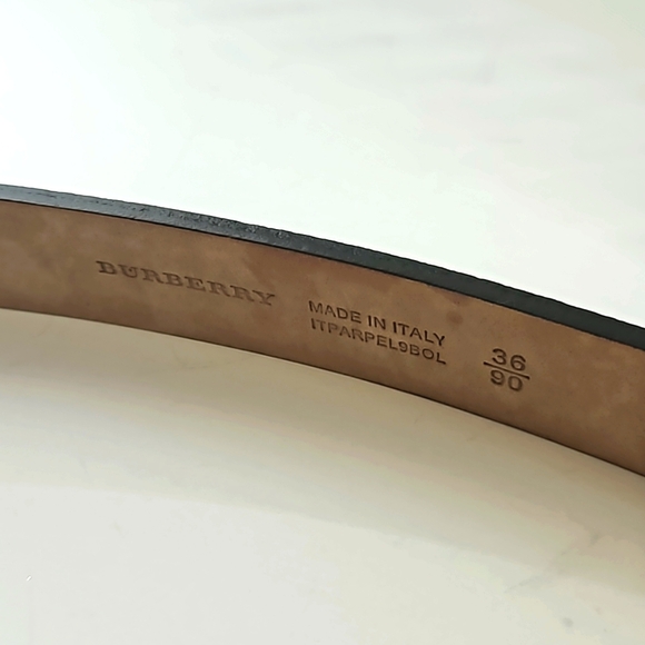 Authentic! Burberry Belt Womens Black Luxury Designer Belt Gold Size 36 Italy - Picture 11 of 12